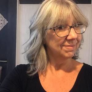 Meet your Posher, Lynn